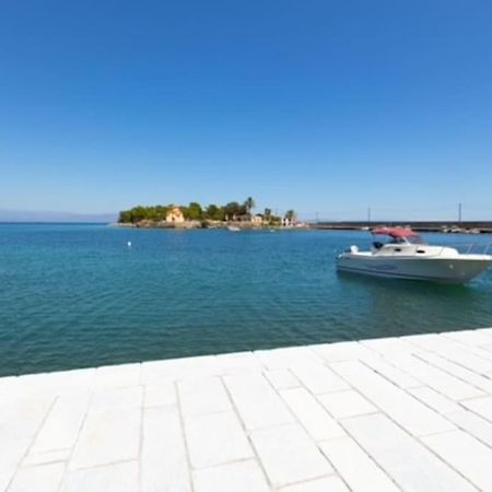 גיתיו Aigli Guest House מראה חיצוני תמונה